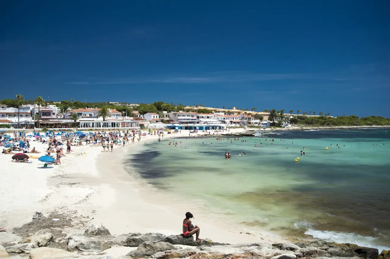 Playa de Punta Prima en Menorca